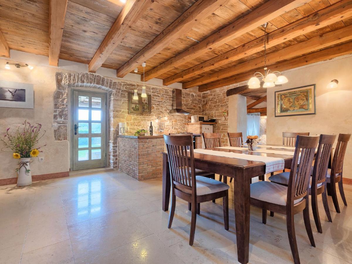 Holiday Home Hrelja - Roj418 By Interhome Žminj Εξωτερικό φωτογραφία